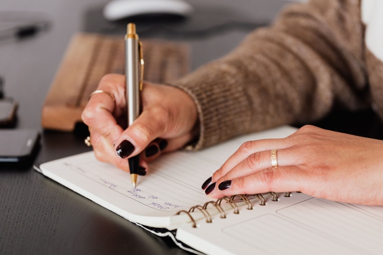 Grief Journaling 101: Writing prompts to help you get started
