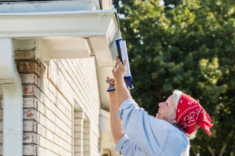 Easy home maintenance tips every widow needs to know